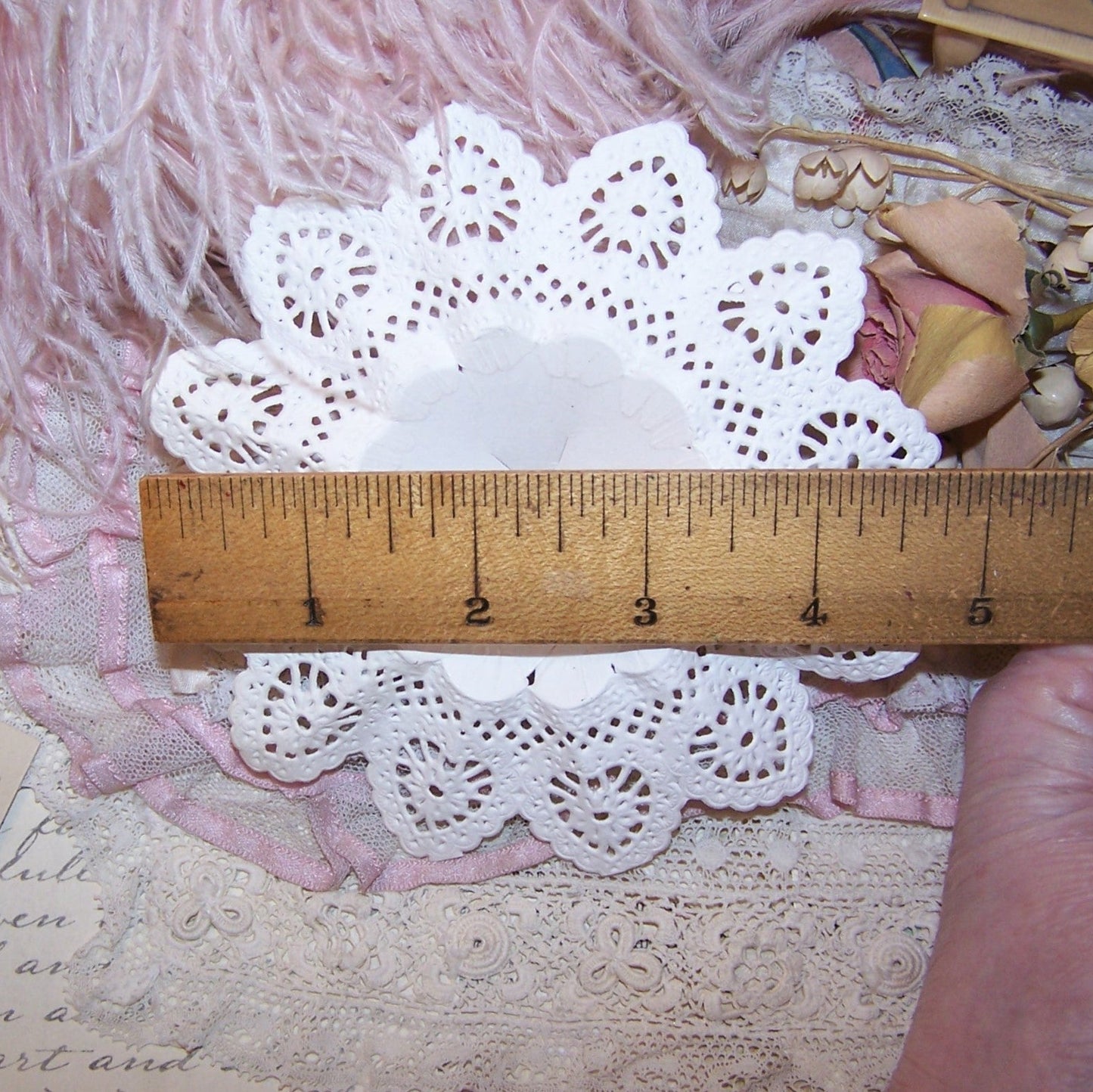 Unused White Paper Lace 5" Bouquet or Posey Holders | Set of 10