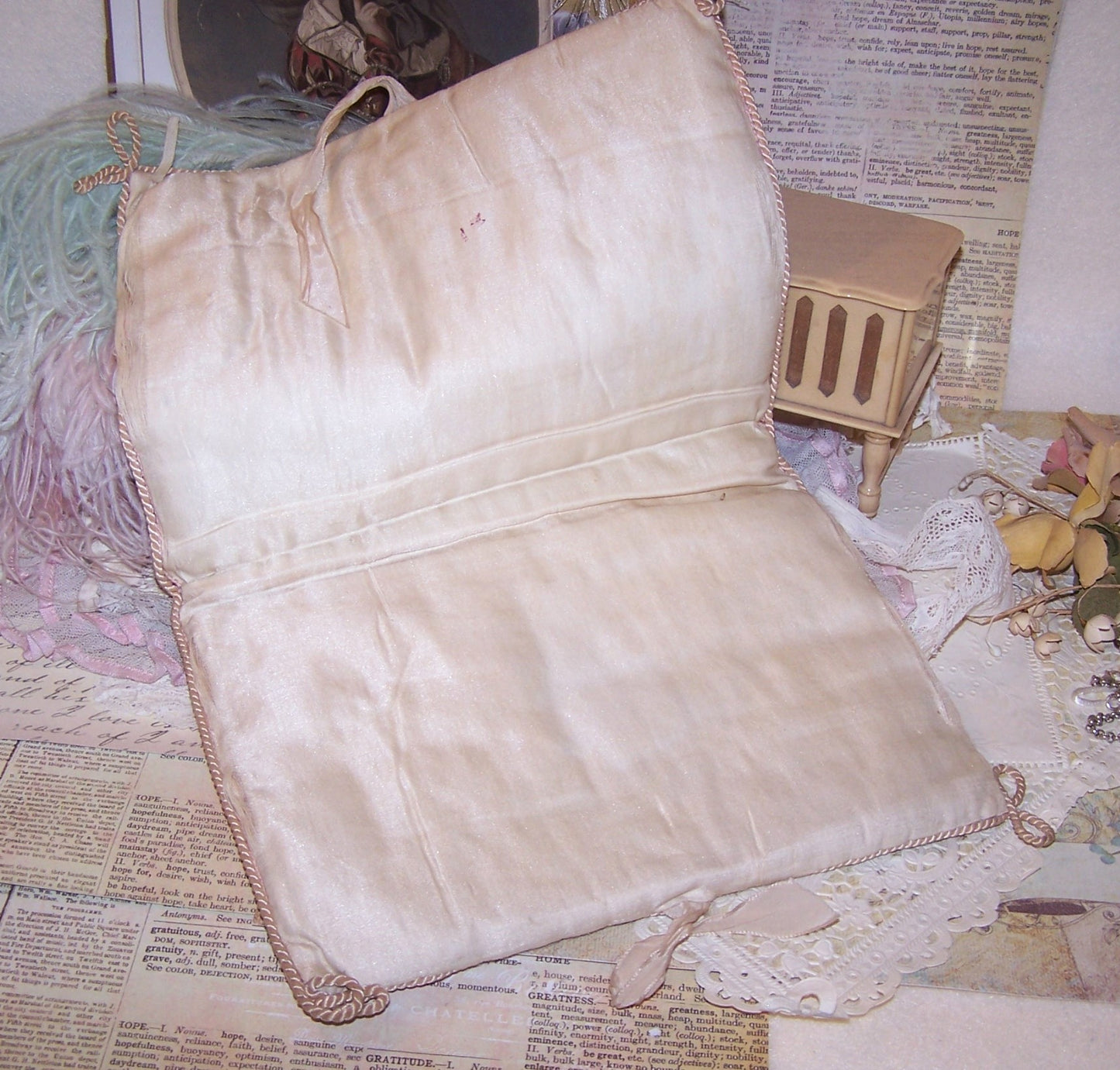 Handpainted Antique French Moire Taffeta Hanky Holder - Needs TLC
