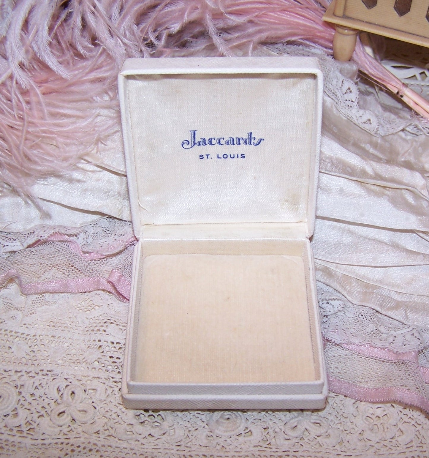 Cream Silk/Velvet Jewelry Box for Pin Brooch - Jaccards St Louis MO | Pink Roses Top