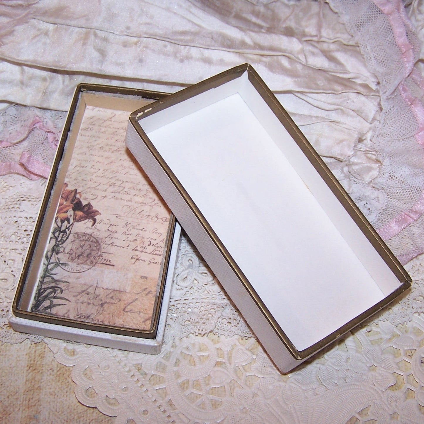 Antique Victorian Jewelry Box - Lady at Her Toilette