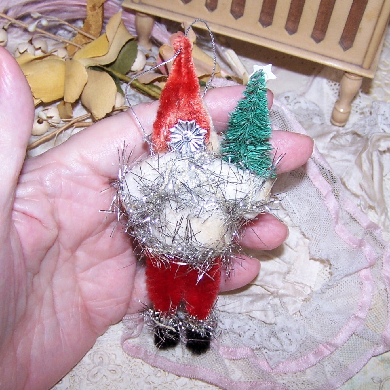 Chenille Christmas Ornament - Santa Claus with Tinsel & Tree