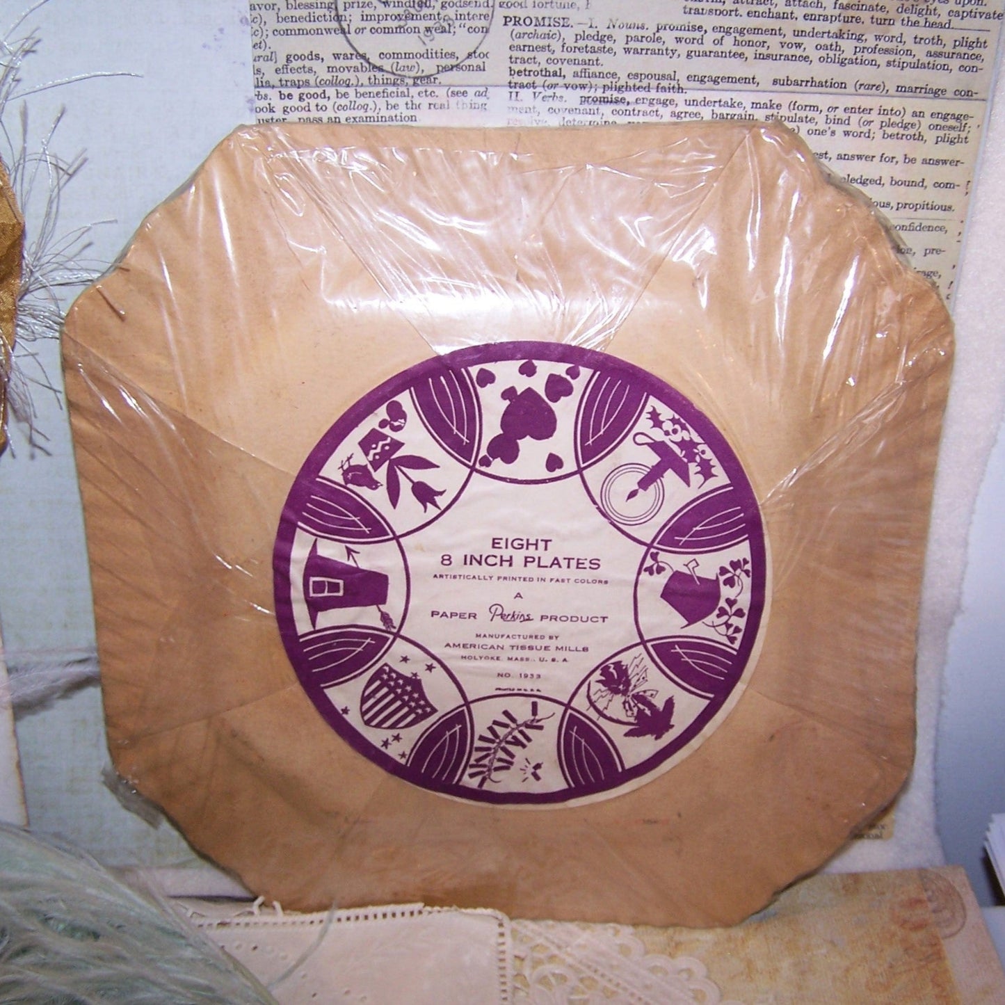 Art Deco Set/8 Packaged Halloween Paper Plates by Perkins - Black Cats & Pumpkins