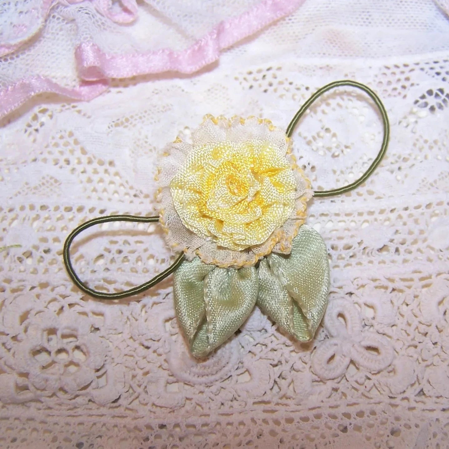 Vintage American Ribbonwork - Yellow Floral Applique Embellishment