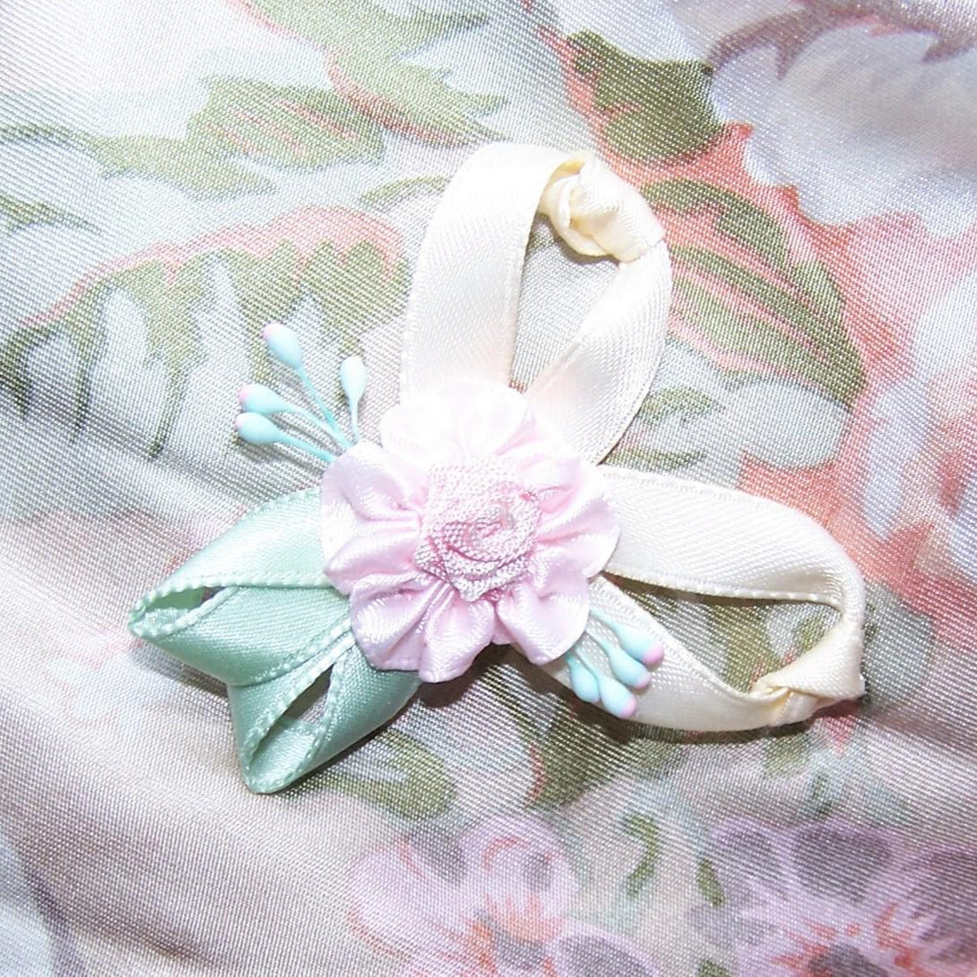 Revival French Ribbonwork Applique - Pink Rose with Leaves & Sugar Pips