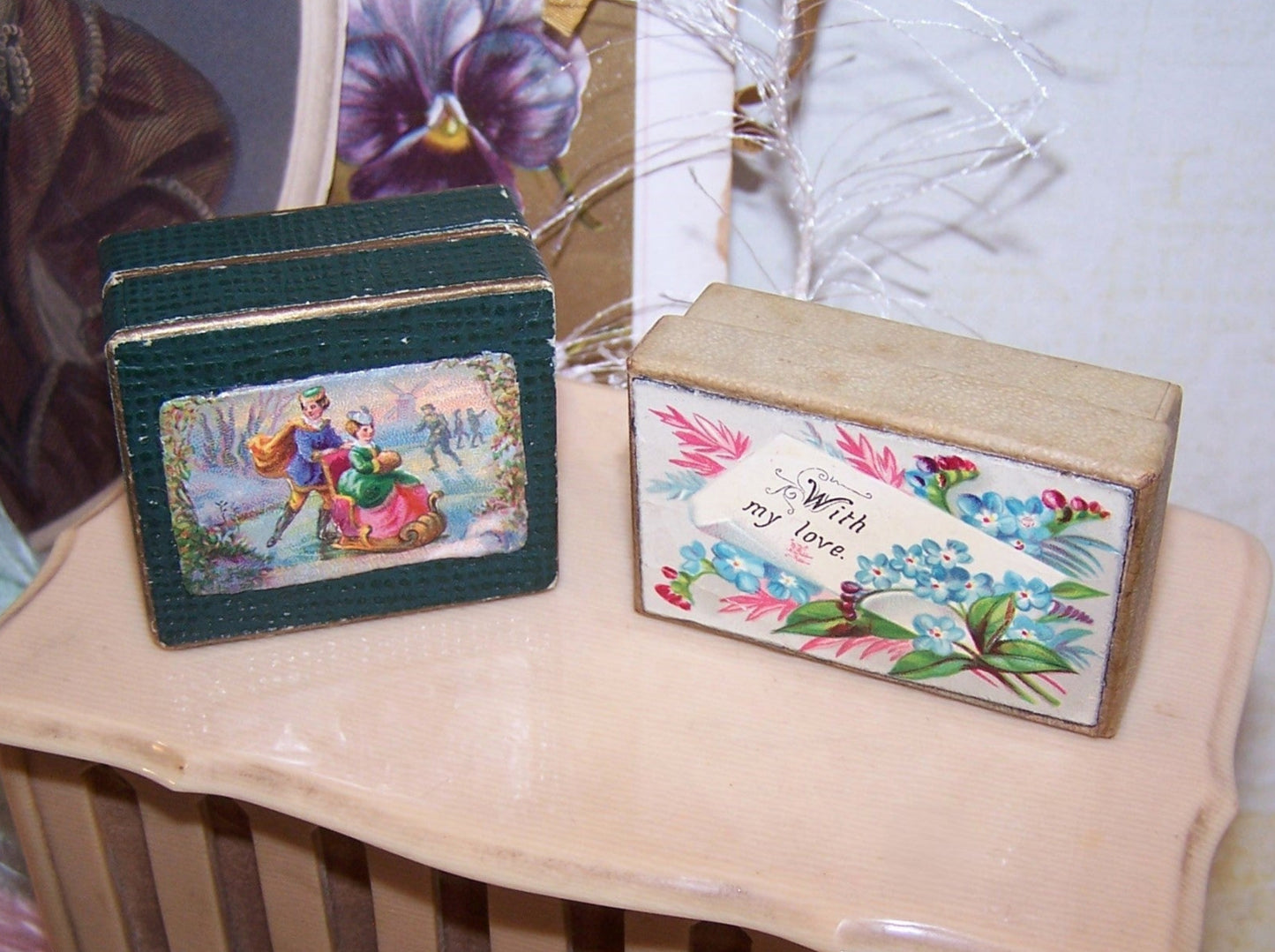 Antique Made in italy Italian Jewelry / Trinket / Display Box - Ice Skating Scene