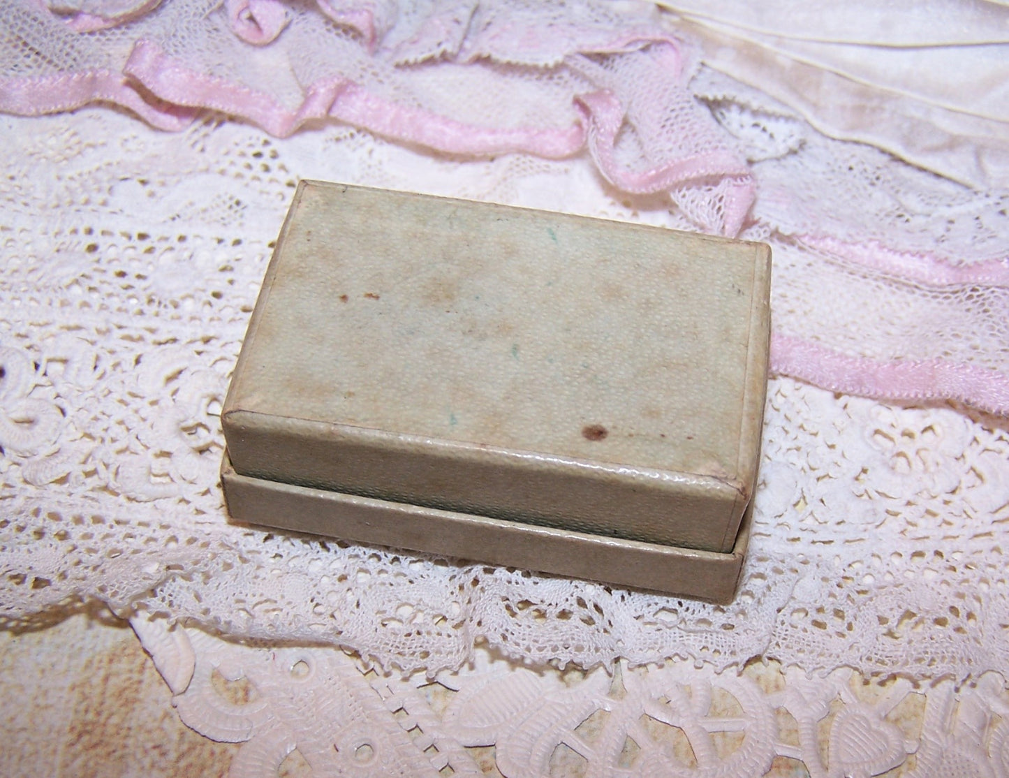 Antique Victorian Jewelry / Trinket / Display Box - With My Love