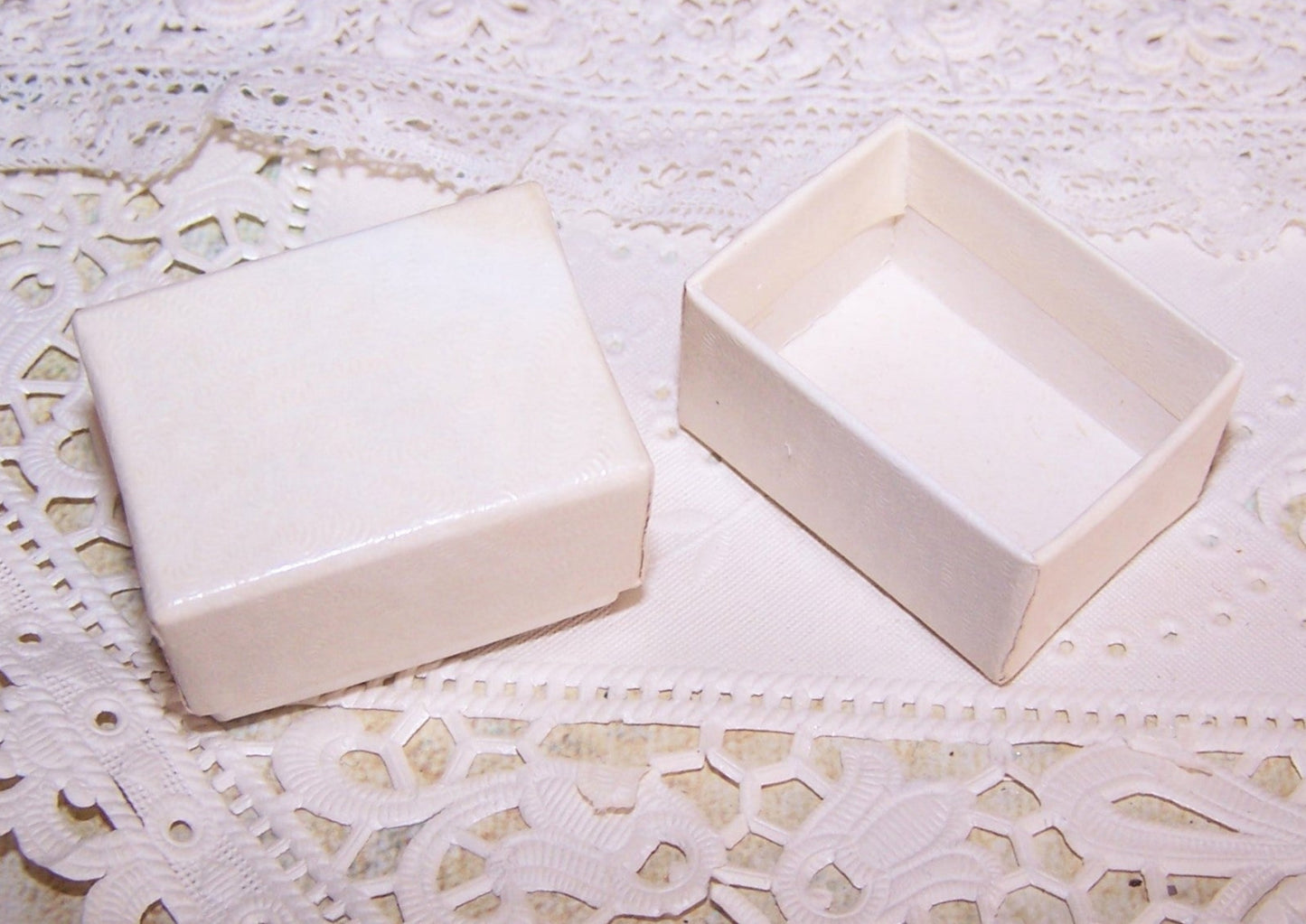 Cream Antique Victorian Paper Ring Box - WITH MY LOVE