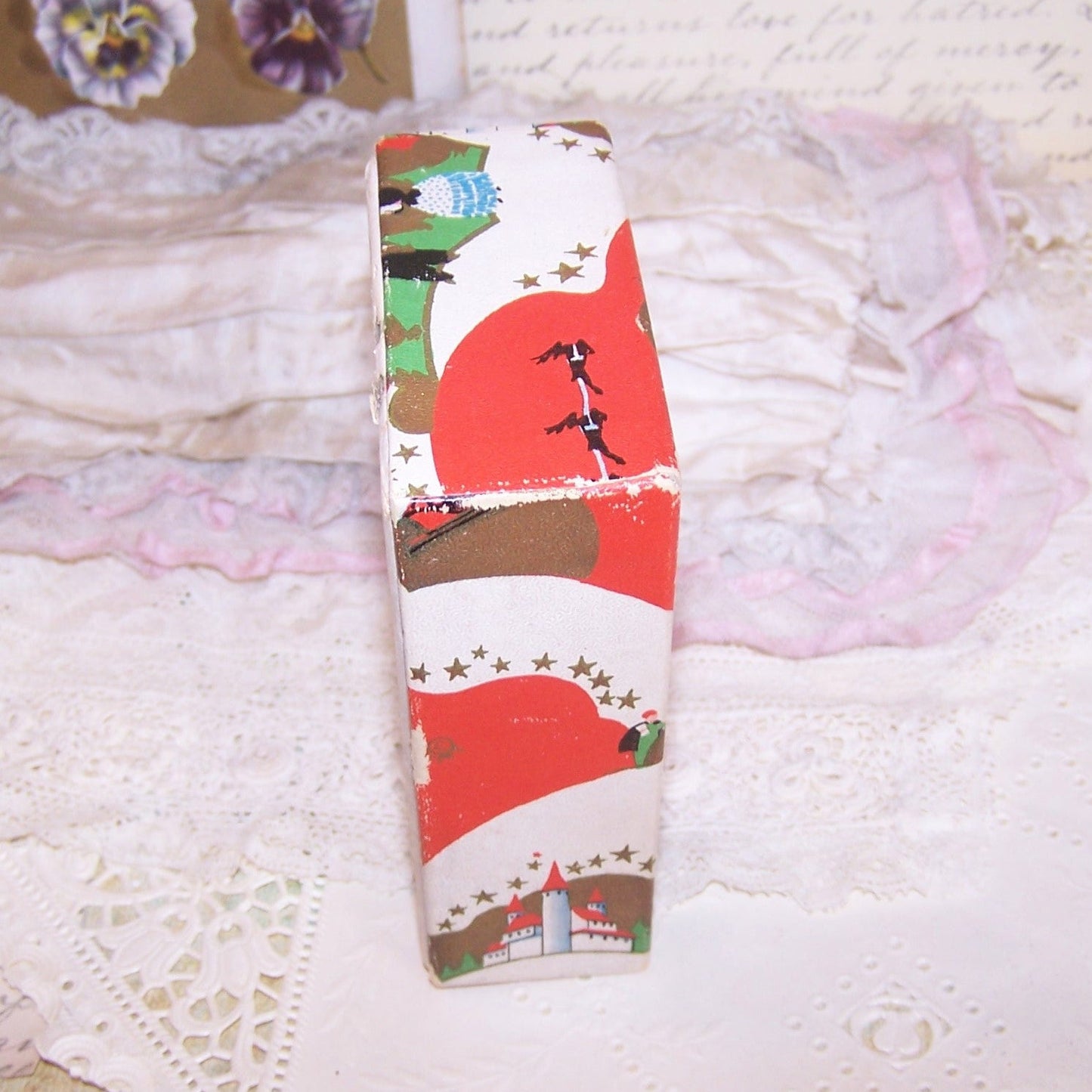 ART DECO Gift Box for Christmas - Santa Claus and His Reindeer