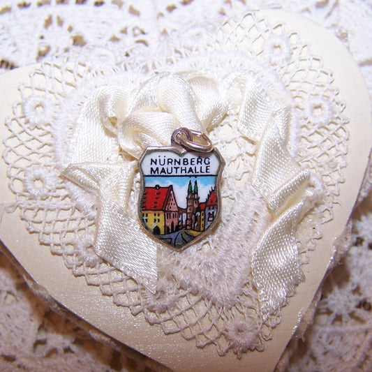 REU 800 Silver Enamel Travel Shield Charm - Nurnberg Mauthalle