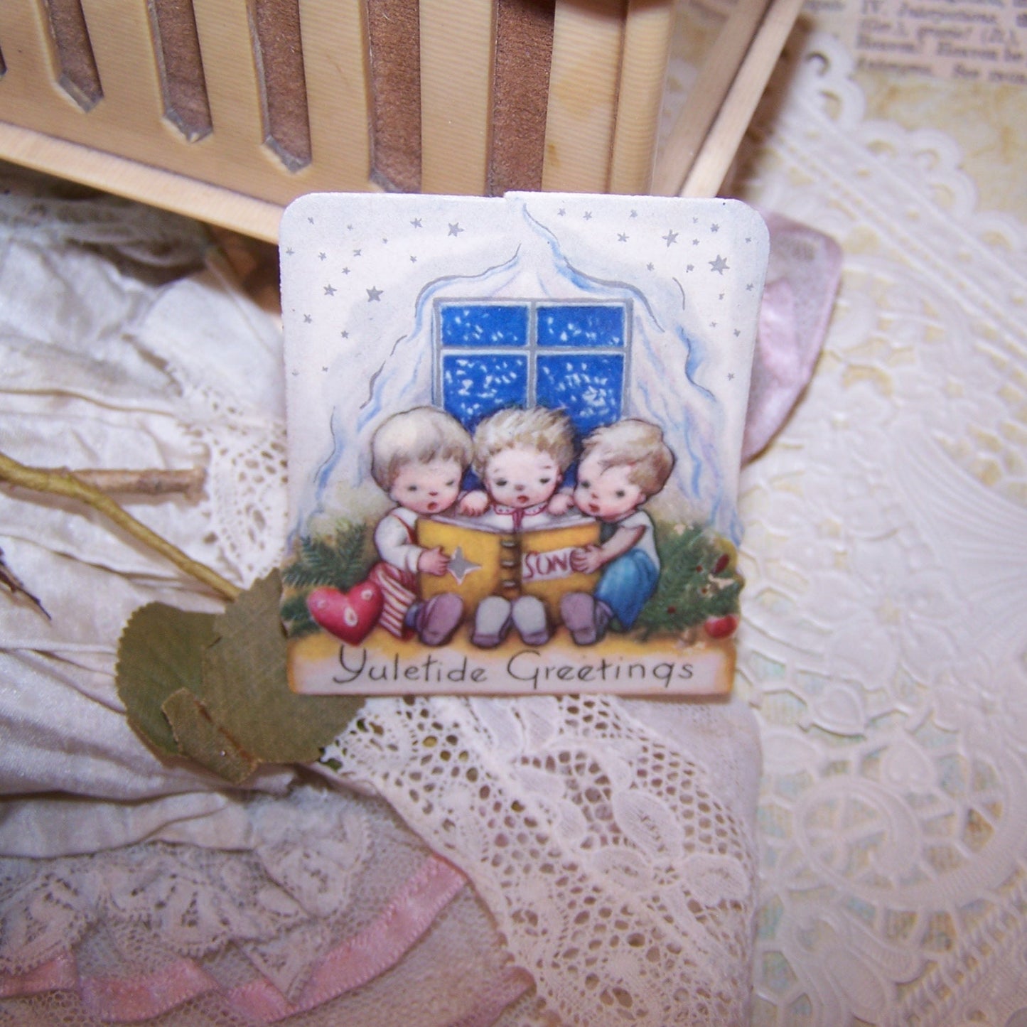 4 Unused Art Deco Gummed Christmas Stickers - Yuletide Greetings